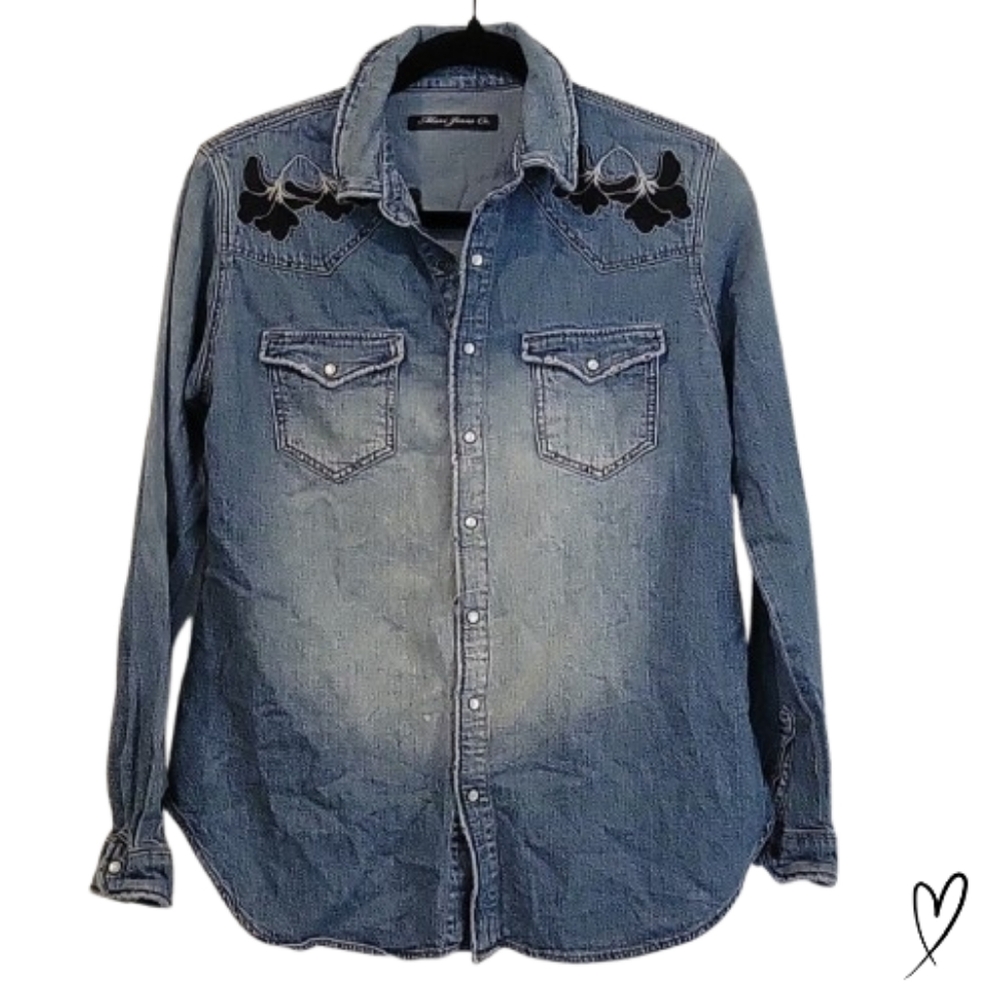 Mavis Jeans Co Distressed Embroidered Jean look Snap button shirt size S…